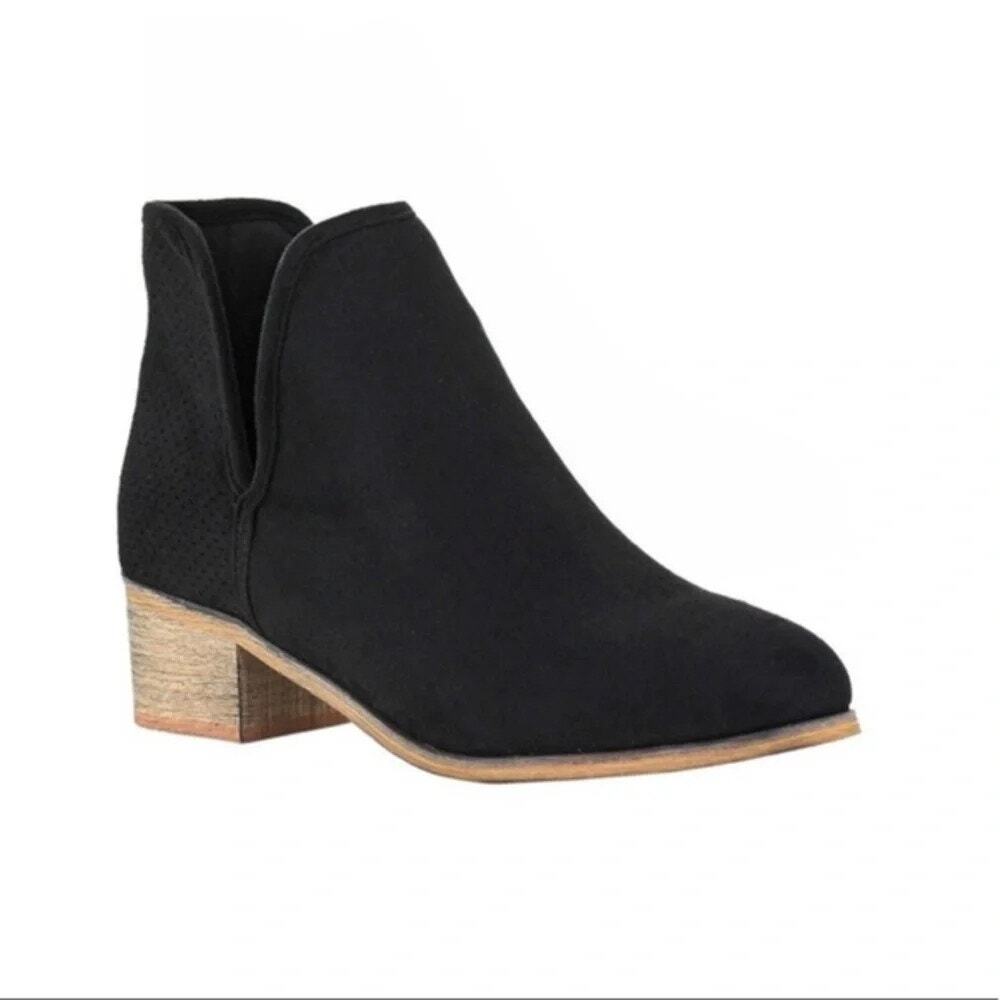 Seven7 Soho Slip-On Ankle Boots Black Faux Suede Perforated Heels Women's 8